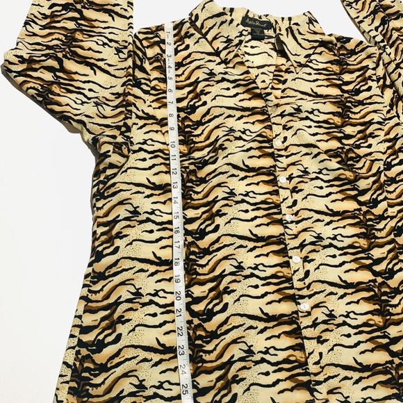 Ashley Stewart Tiger Print Button Front Long‎ Sleeve Shirt Top Plus Size 20W - Picture 3 of 5